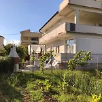 Apartament Mikelic *